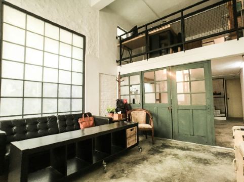 高雄九之一宅民宿