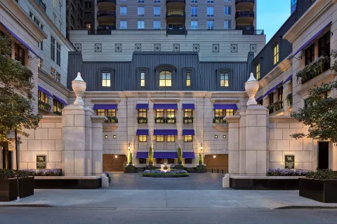 Waldorf Astoria Chicago