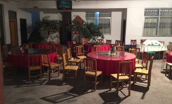 Tangjia Hotel