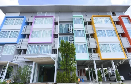 烏汶布利斯酒店