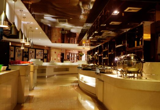 1. 발라드 호텔..