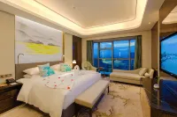 Royale Tower Hotel