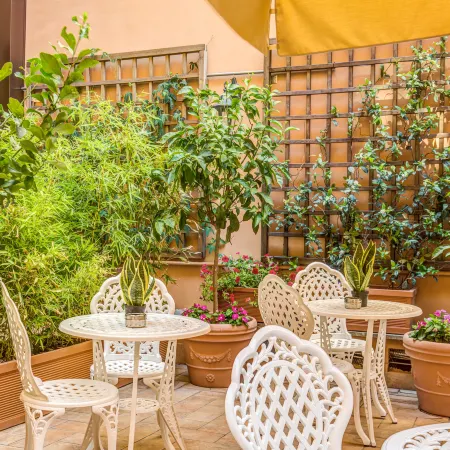Charme Spagna Boutique Hotel