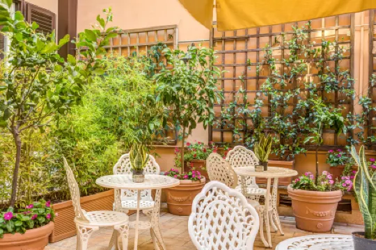 Charme Spagna Boutique Hotel