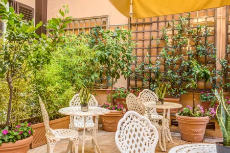 Charme Spagna Boutique Hotel Отели рядом с достопримечательностью «Casanatense Library»