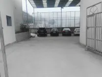 Baokang Shoujia Business Hotel