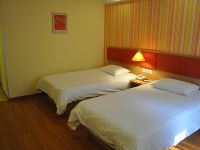 如家酒店(上海南六公路野生动物园店) - 标准双床房