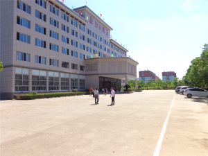 Yujiang Hotel