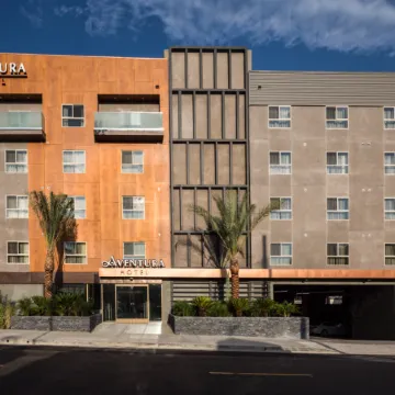 Hotel Aventura Отели рядом с достопримечательностью «Концертный зал Shrine Auditorium»