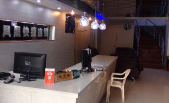 Fenghuang 99 Inn