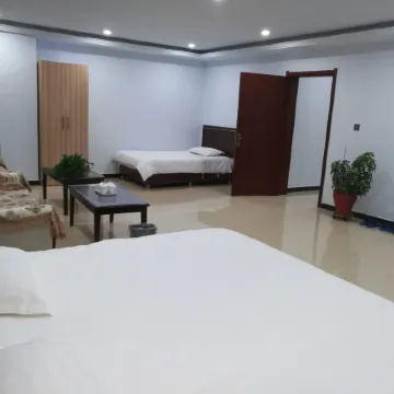 Pingshan Langyi Express Hotel