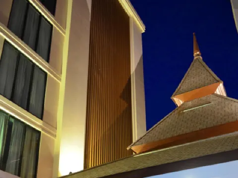 Tevan Jomtien Pattaya Hotel in zona Tempio di Boon Kanjanaraam