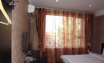 Changling Fuyuan Fashion Hotel