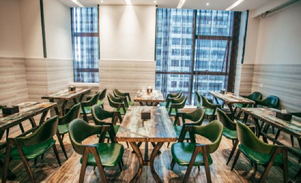 Lavande Hotel (Chongqing Tongliang Wanda Plaza Gas Building) - Housity