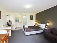 Lorne Coachman Inn Hotel a Lorne