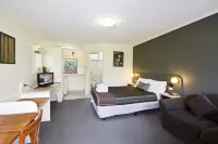Lorne Coachman Inn Hotel di Lorne