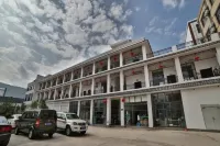 Green Alliance (Dali Yongpingbo South Road Shop) Hotels near Yongping Qudong