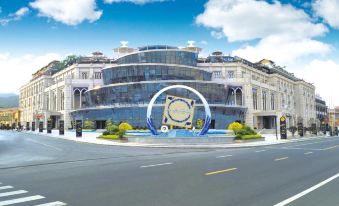 Liaoyang Yishuiyuntian Hotel