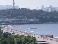 Yantai Hainabian Scenic Apartment