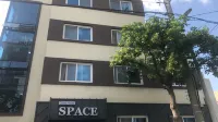 Yeosu Space Guest House - Pensionaatit