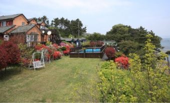 Taean (Anmyeondo) Time Travel Pension