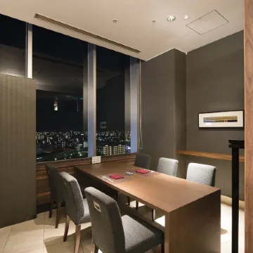 ANA Crowne Plaza OKAYAMA by IHG Отели рядом с достопримечательностью «Momotaro Statue»