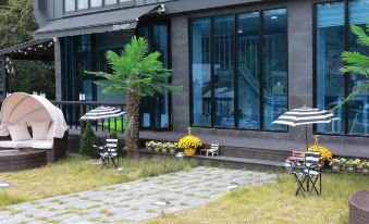 Gyeongju Pool Villa New Valley