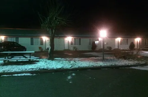Road Runner Motel Hotel di Merritt