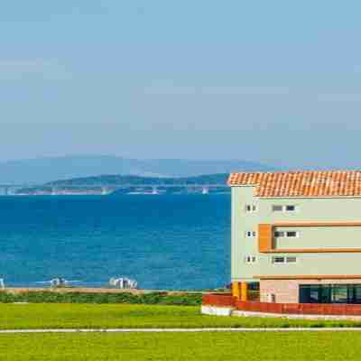 Geoje Beach House Hotel Exterior