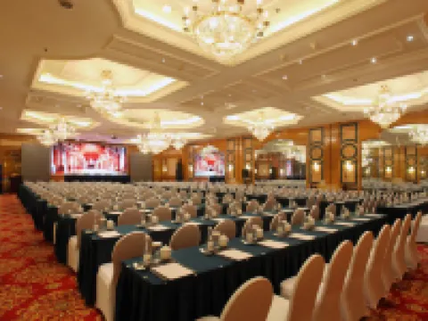 イーストホテル 大連のホテル