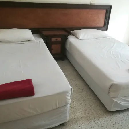 Jinta Hotel Nathon Beach