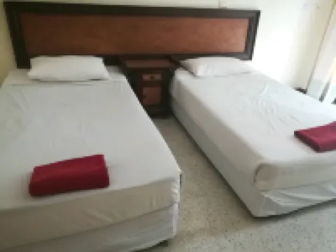 金塔酒店納通海灘