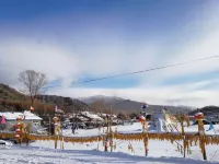 Xuegu Xiaoyun Farmhouse (Xuegu Scenic Area Branch) Hotel di Snow Town Scenic Aera