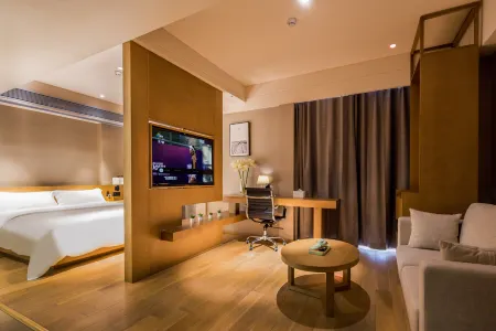 V8 Yiju Hotel (Guangzhou Railway Station)