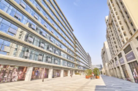 เพลสแซนต์ เดลี เรนทัล โรงแรมใกล้สวนสาธารณะอลิบาซิ