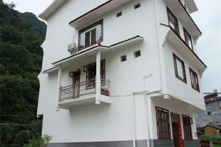 陽朔月亮山客棧