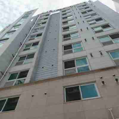 이안 레지던스 호텔 Hotel Exterior