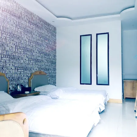 Zhumadian street guest hotel