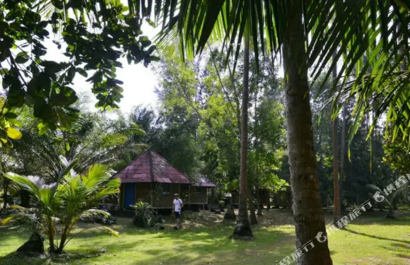 皇家落日度假村