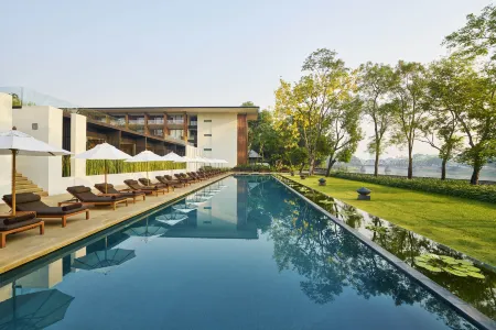 Anantara Chiang Mai Resort Отели рядом с достопримечательностью «Huaykaew Road»