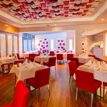 Mantra Charles Hotel Launceston