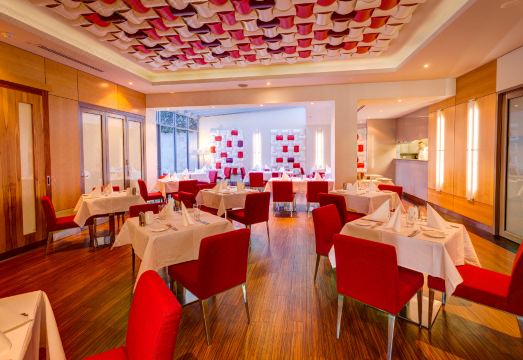 만트라 찰스 객실 내부