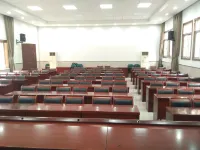 Chaohu Zhongxin Business Hotel