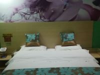 柳州和诚商务酒店 - 普通大床房
