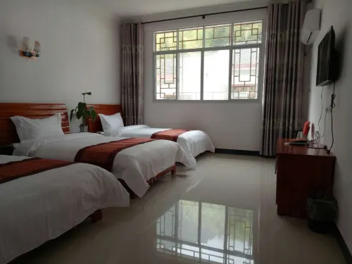 Sanqingshan Xianyue Chinese Inn - albergo