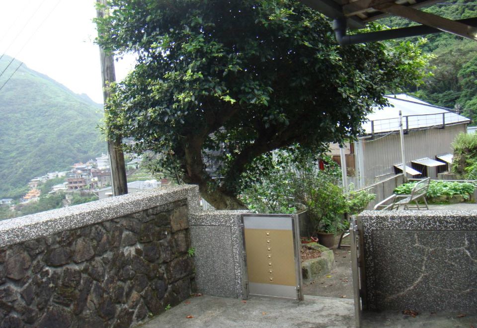 2. Qiaoyuan..