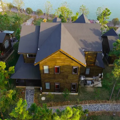 Bailushan Farmhouse Hotels near Qicaicao Mountain