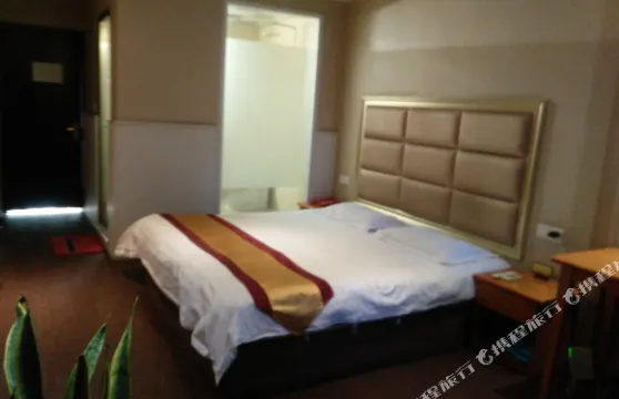 鹽邊金維客商務酒店