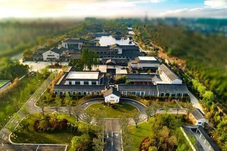 Huai'an Bailu Lake Hotel SCHOLARS BOUTIQUE