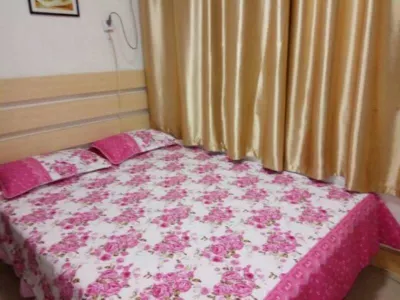 Shunjia Hostel